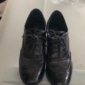 Odema Womens PU Leather Oxfords Wingtip Lace up Mid Heel Pumps Shoes.